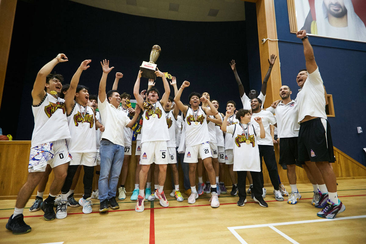 The Flames U18 team's proud Jazville League Championship!